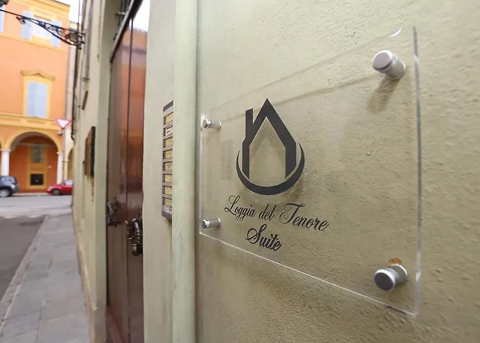 Loggia Del Tenore * 摩德纳